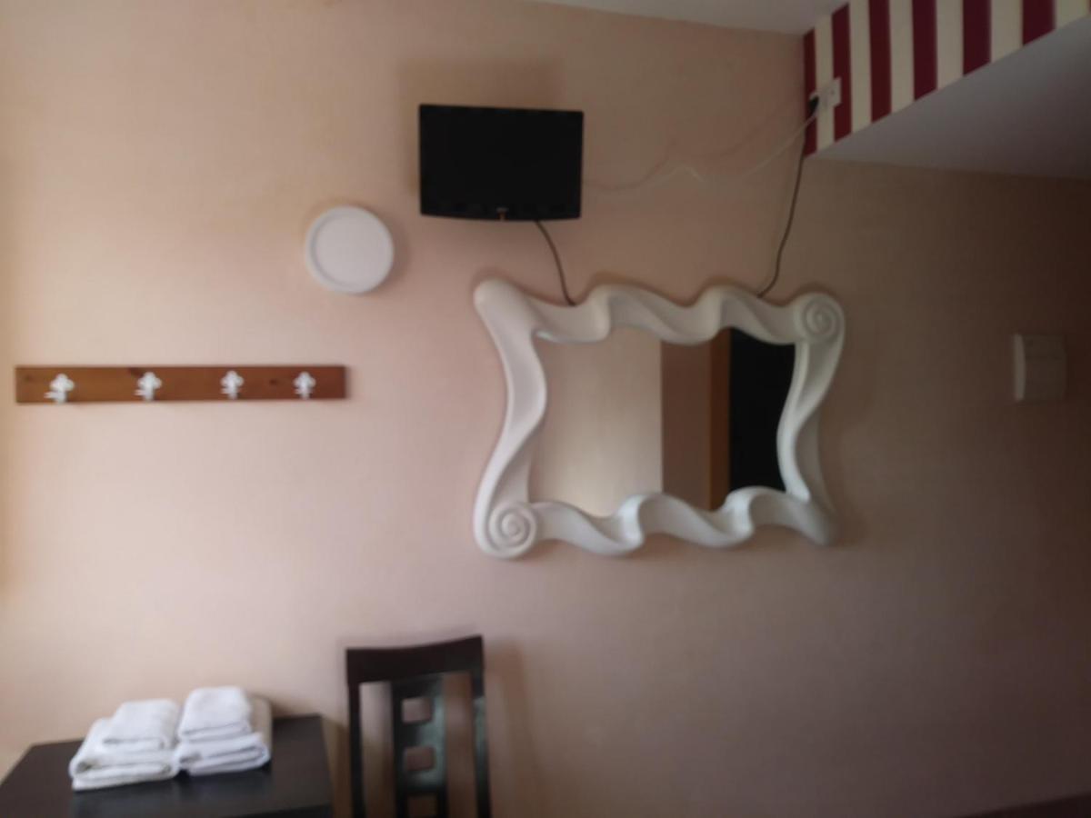 Albergue De Las Estrellas 나바레테 객실 사진